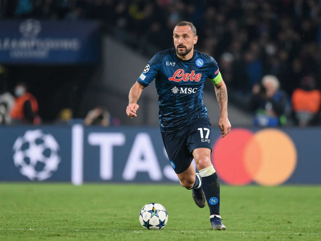 致以诚挚的 致以诚挚的